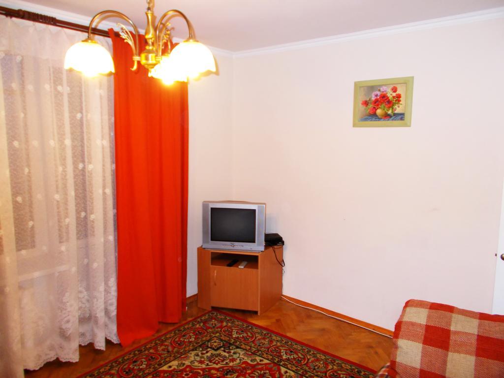 Apartment Na Maloy Tulskoy Mosca Esterno foto